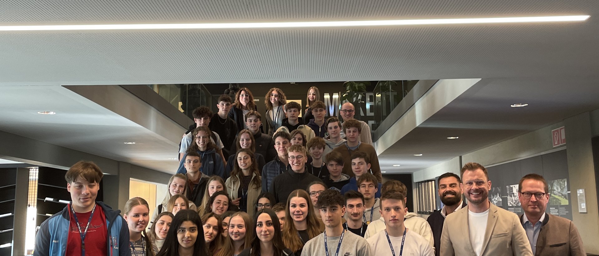 Zukunftsthemen für Führungskräfte der Zukunft Zukunftsthemen für Führungskräfte der Zukunft