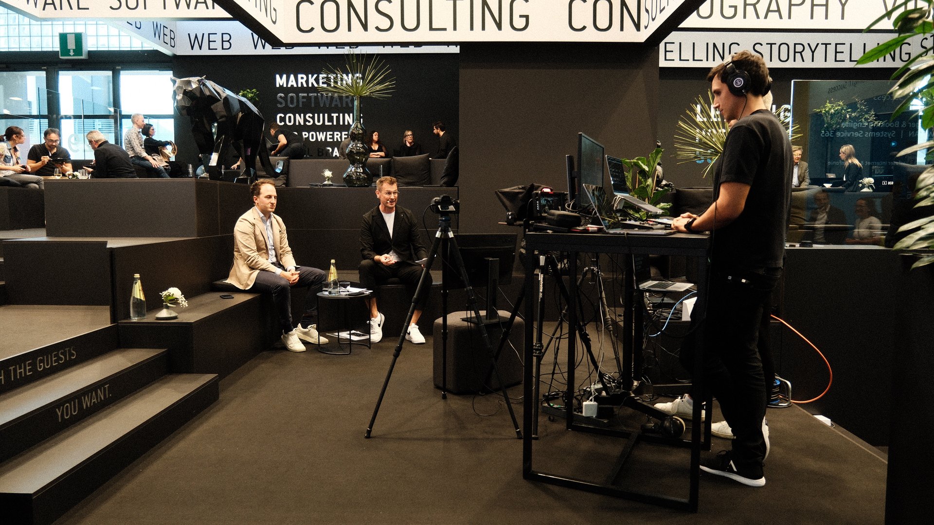 In unserem Saisonrückblick erhaltet ihr Einblick in aktuelle Trends und Entwicklungen der Hospitality-Branche sowie Zahlen und Fakten. In unserem Saisonrückblick erhaltet ihr Einblick in aktuelle Trends und Entwicklungen der Hospitality-Branche sowie Zahlen und Fakten.